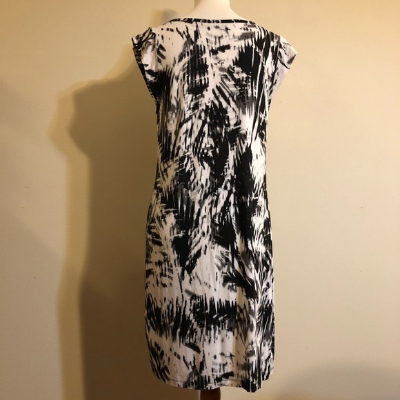 Apt. 9 Soft Abstract Print Black White Grey Dress - Picture 9 of 11